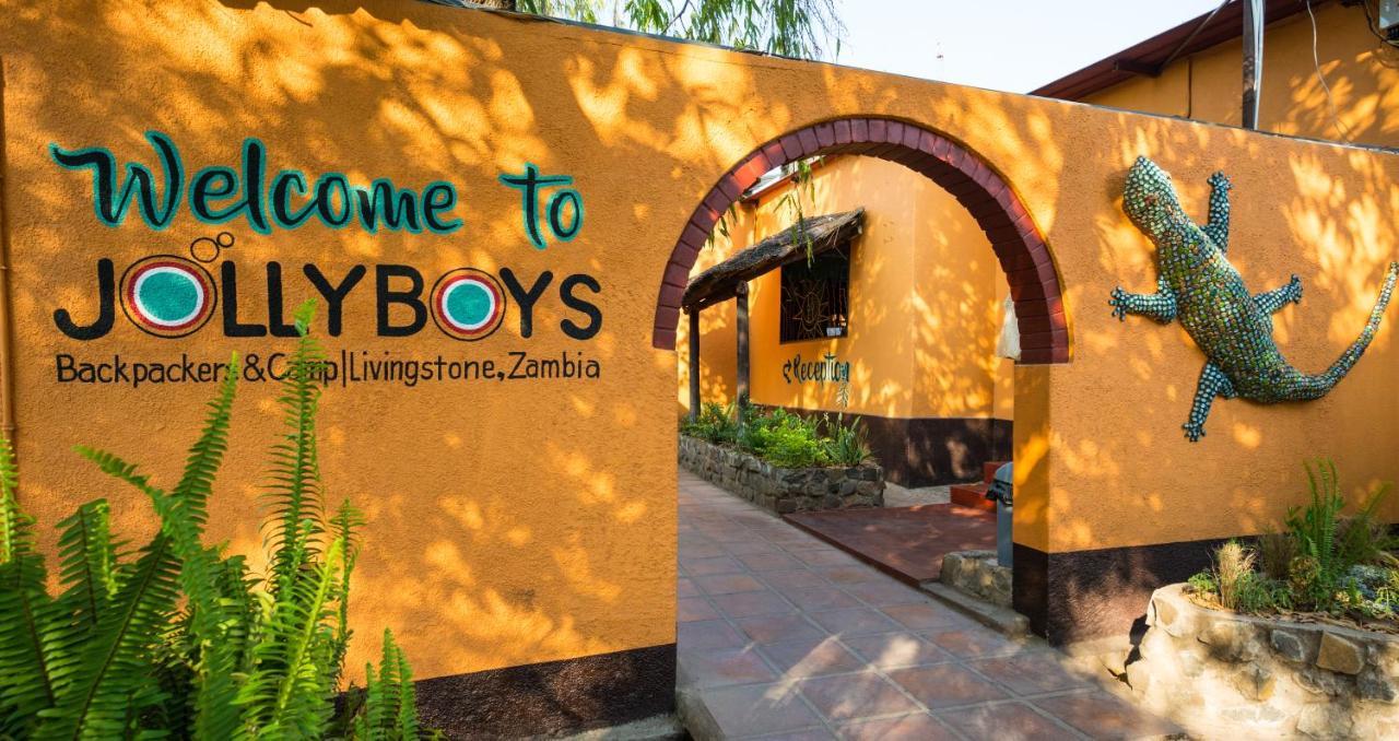 Jollyboys Backpackers Hostel ลิฟวิงสโตน ภายนอก รูปภาพ
