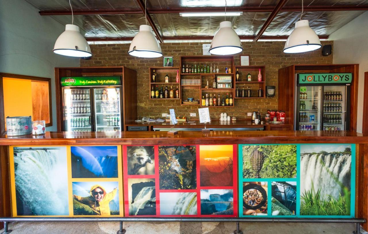 Jollyboys Backpackers Hostel ลิฟวิงสโตน ภายนอก รูปภาพ